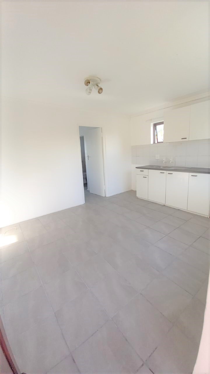 1 Bedroom Property for Sale in Groenvallei Western Cape